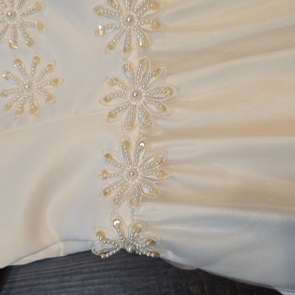 Beautiful vintage communion or flower girl dress, sz 8 - Picture 4 of 13